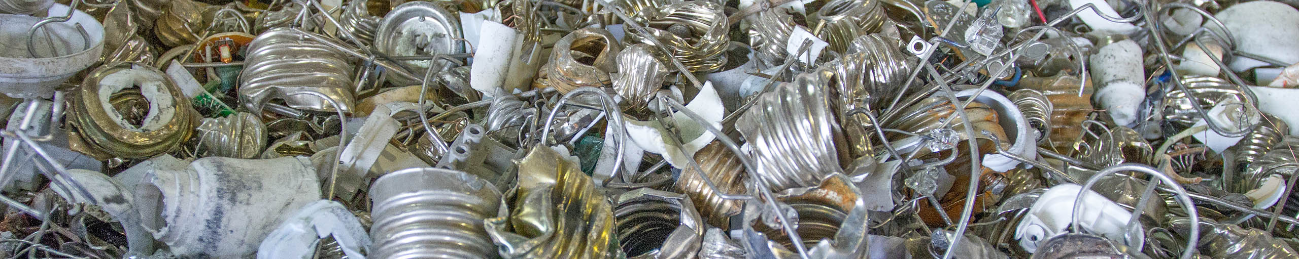 Fluorescent lamp recycling